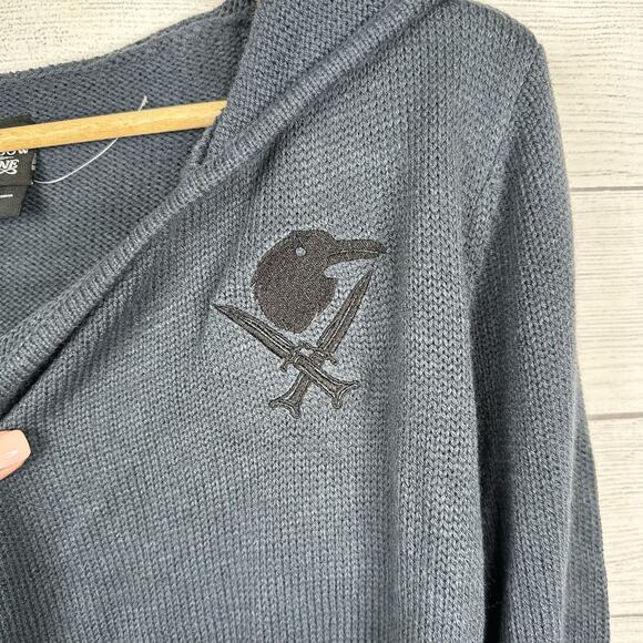 Hot Topic Shadow and Bone Inej Womens M Hooded Cardigan Crows Logo 19886327 Blue - Picture 6 of 11